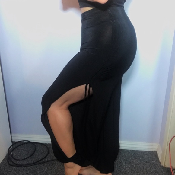 Black Flowy Parachute Pants - Picture 2 of 2